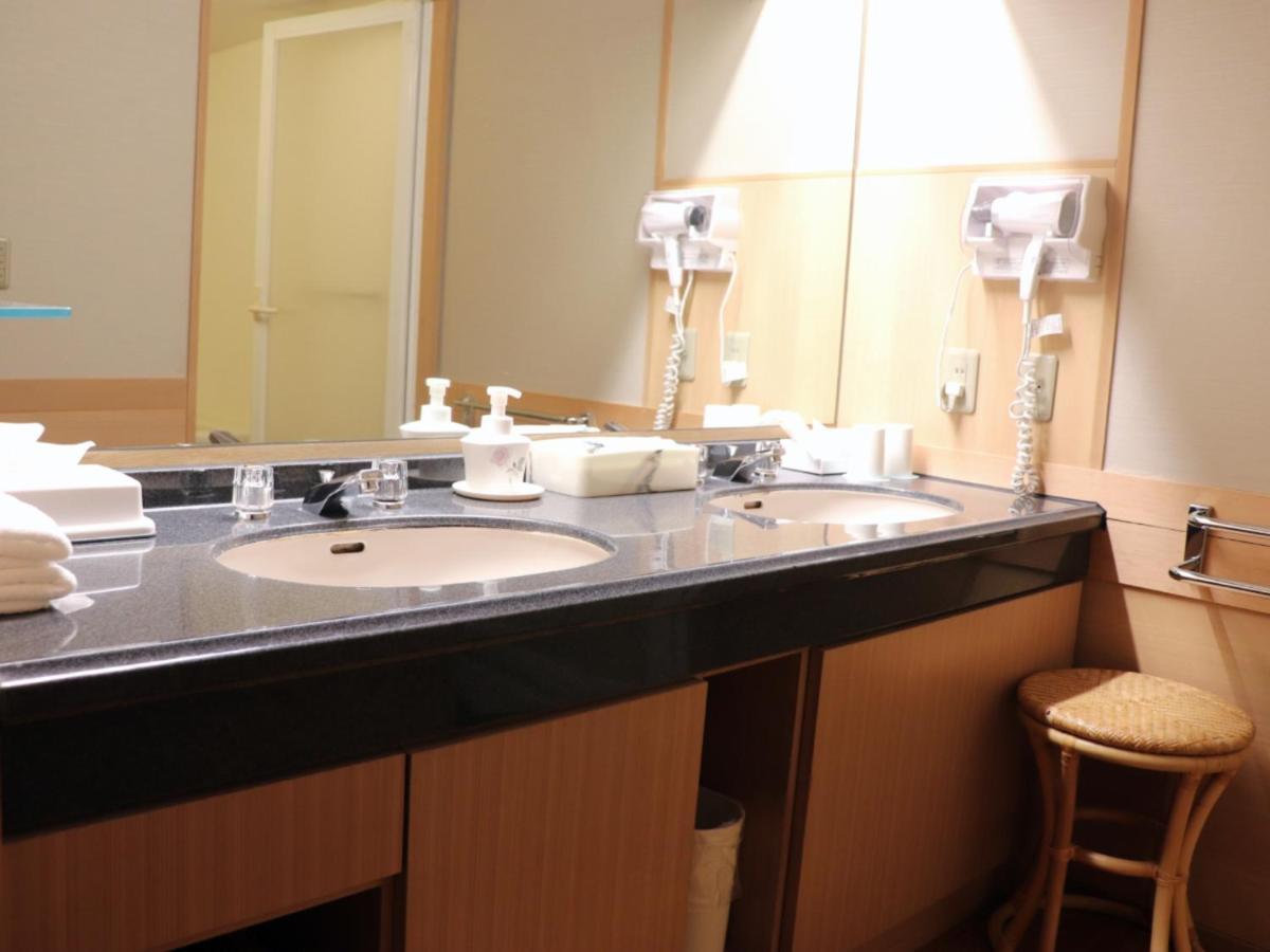 Kozantei Ubuya Hotel Fujikawaguchiko Buitenkant foto