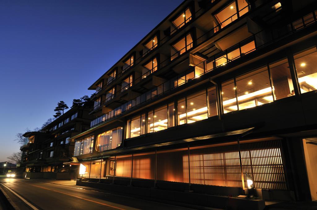 Kozantei Ubuya Hotel Fujikawaguchiko Buitenkant foto